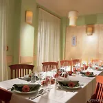 Jufa Hotel 3*