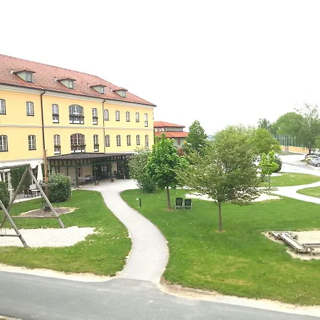 Jufa - Self Check-in Hotel Fuerstenfeld